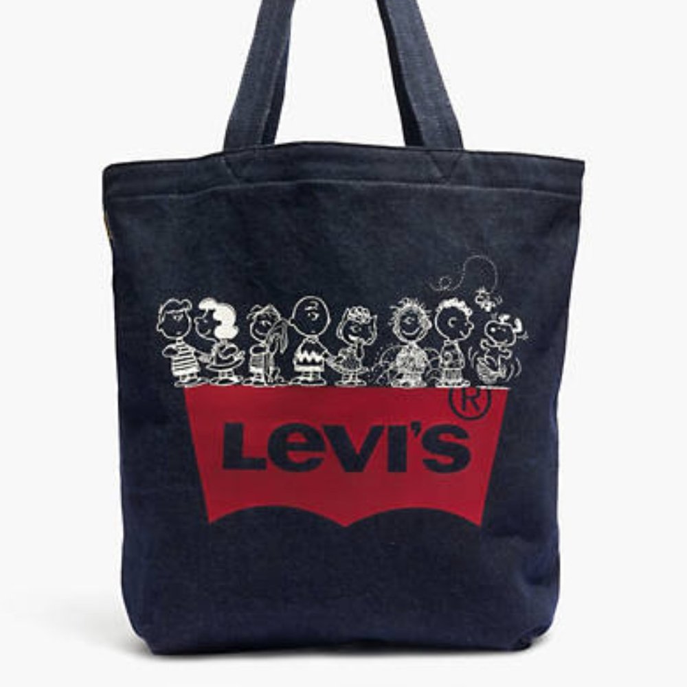 LEVI'S® X PEANUTS TOTE BAG